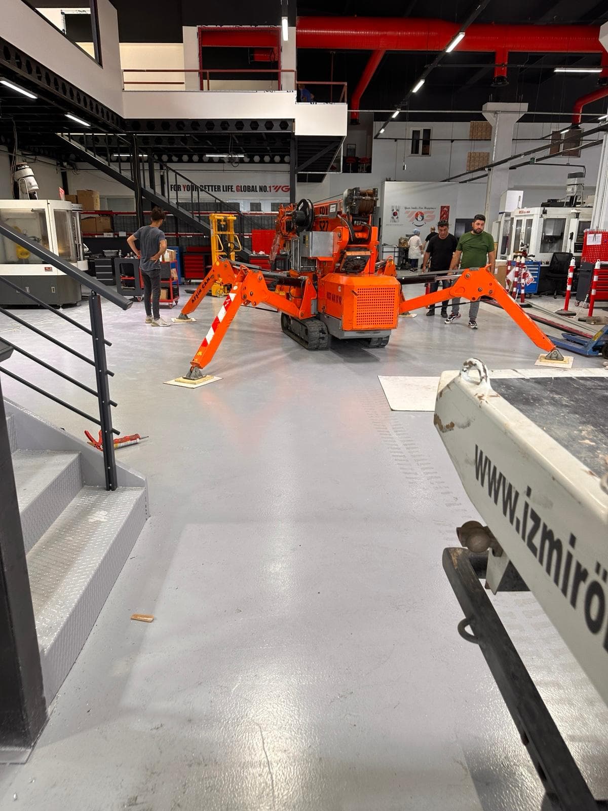 Manisa YG-1 CNC üretim tesisi iç hacim ve altyapı imalatı